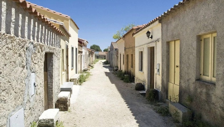 San Salvatore Sinis Fotos von Häusern