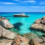 Excursion en bateau à moteur en Corse au départ de Santa Teresa